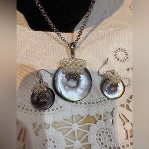 Mother of Pearl Cluster Iridescent Donut Pendant Necklace with Earrings